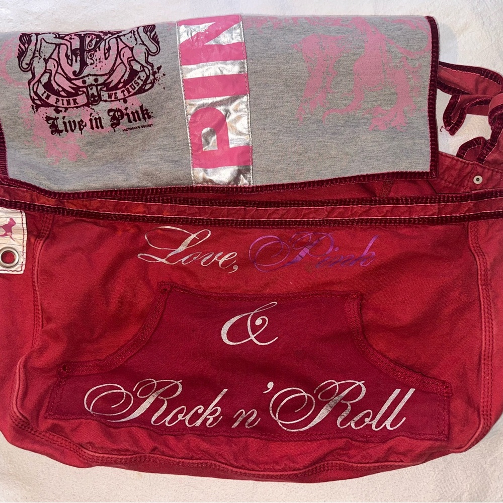 VINTAGE Victoria Secret large messenger bag! - Picture 2 of 2